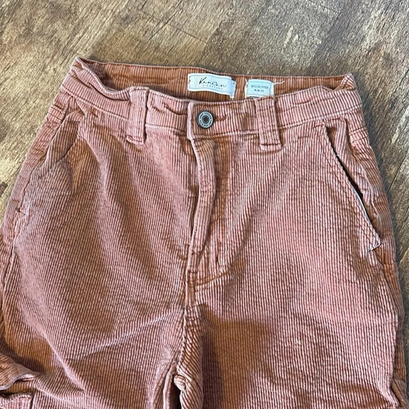 KanCan Signature 90s Cropped Wide Leg Corduroy Cargo Pant - Picture 7 of 10